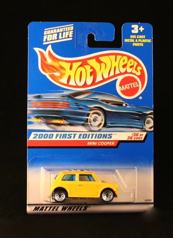 Mattel Hot Wheels 2000 First Editions Series 1:64 Scale Die Cast Metal Car # 30 of 36 : Yellow Coupe Mini Cooper with Checker Board Rooftop (Collector No. 90)